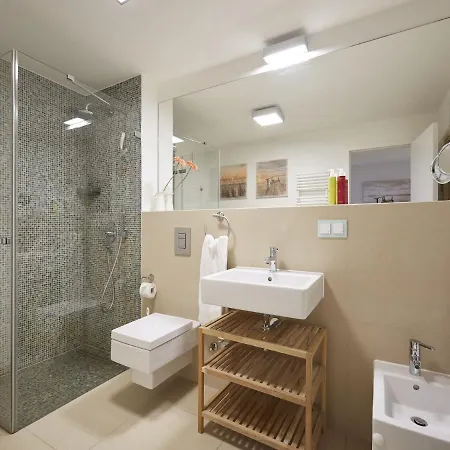 Apartment Dunenresidenz Prora - Mit Meerblick, 2 Schlafzimmern Und Balkon Np111